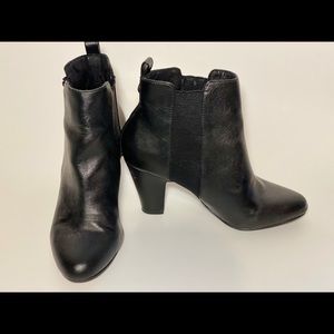 BCBGeneration booties